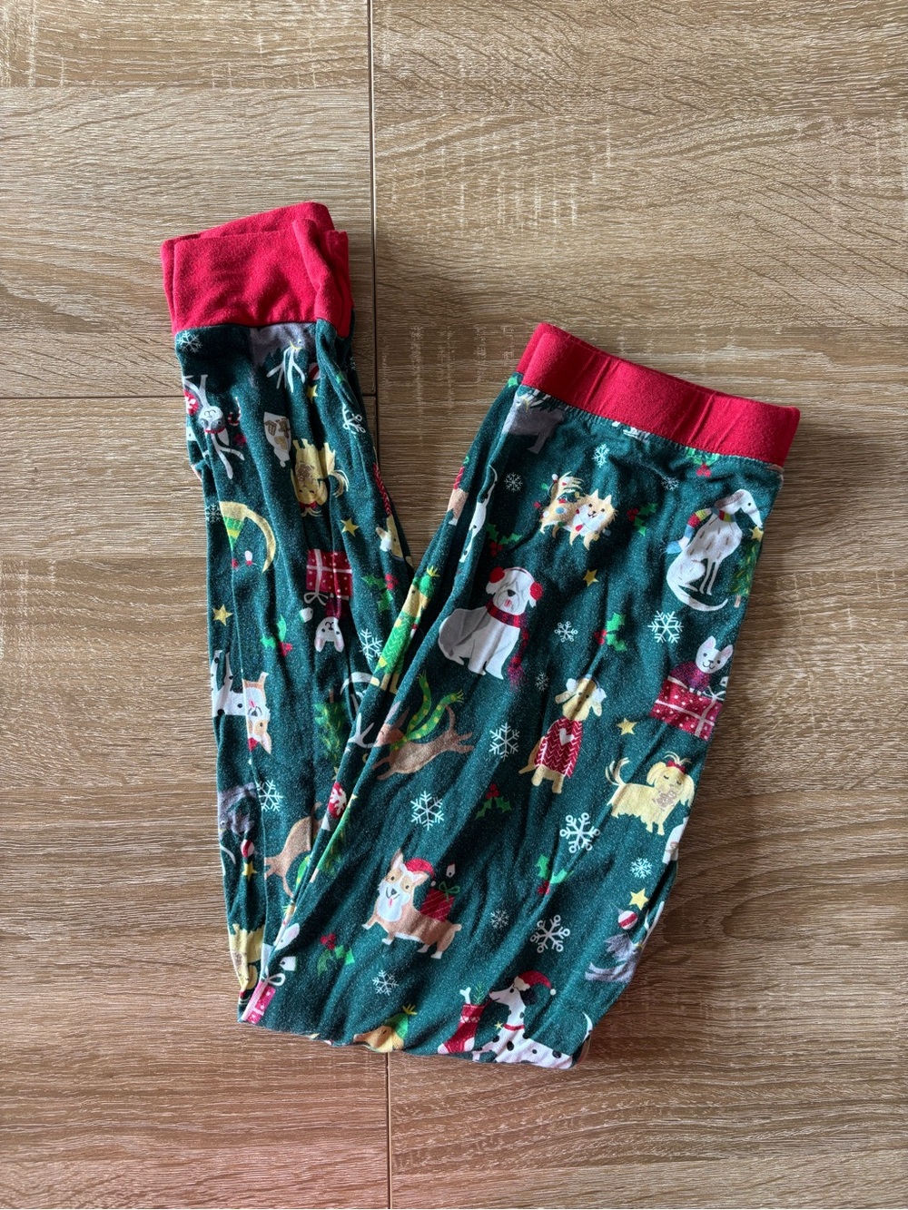 Little Sleepies Holiday Hounds pajama pants size 7/8